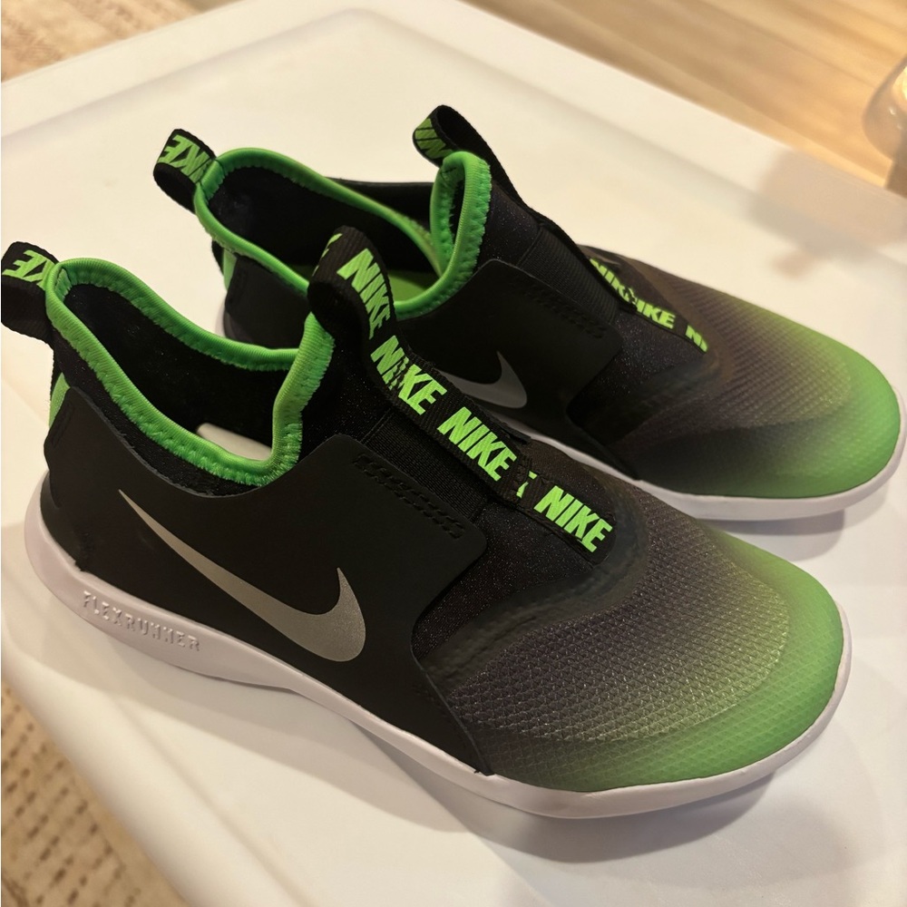 Nike Kids Sneakers - Black and Green